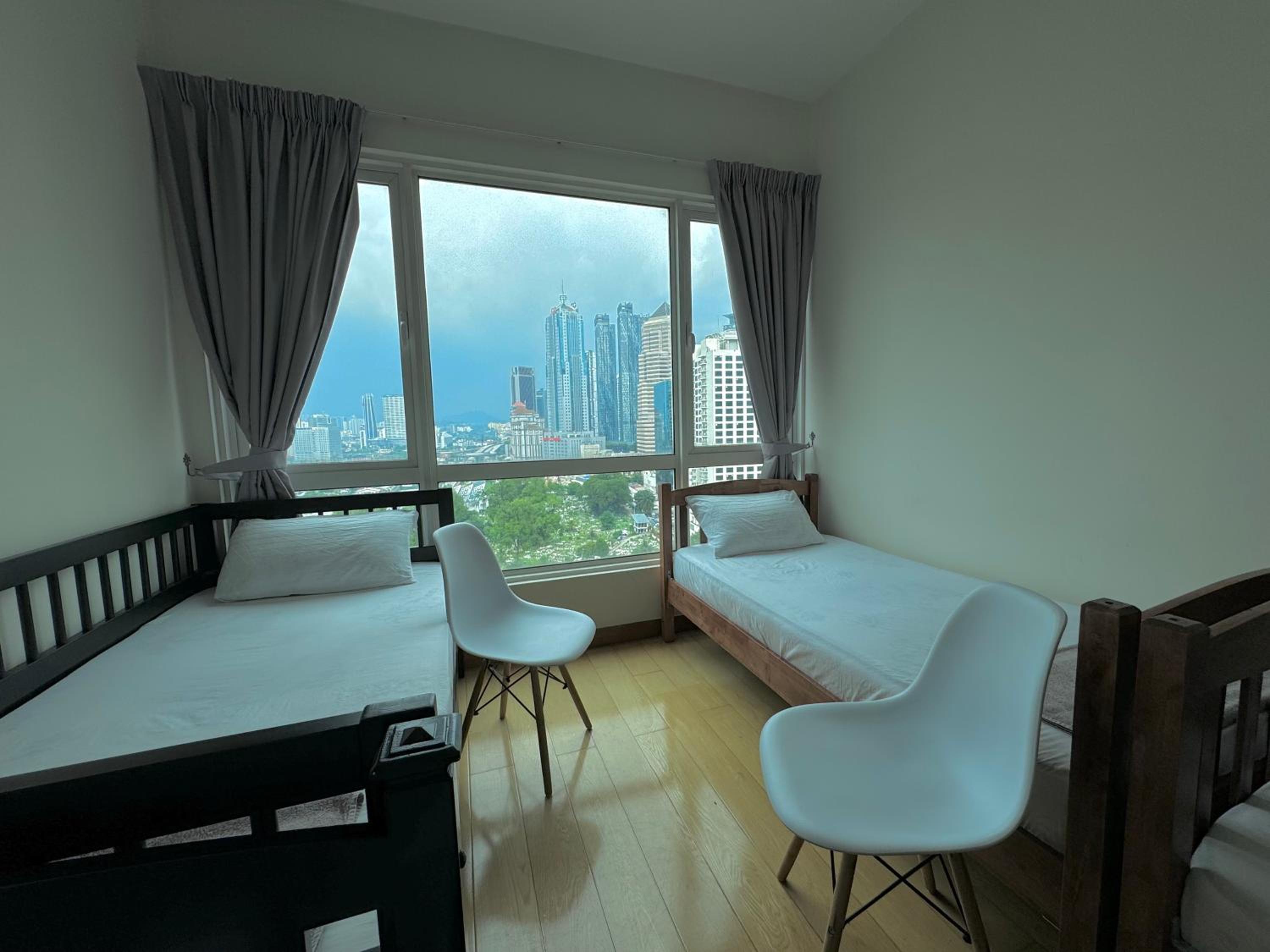 Hushed Dorm KL