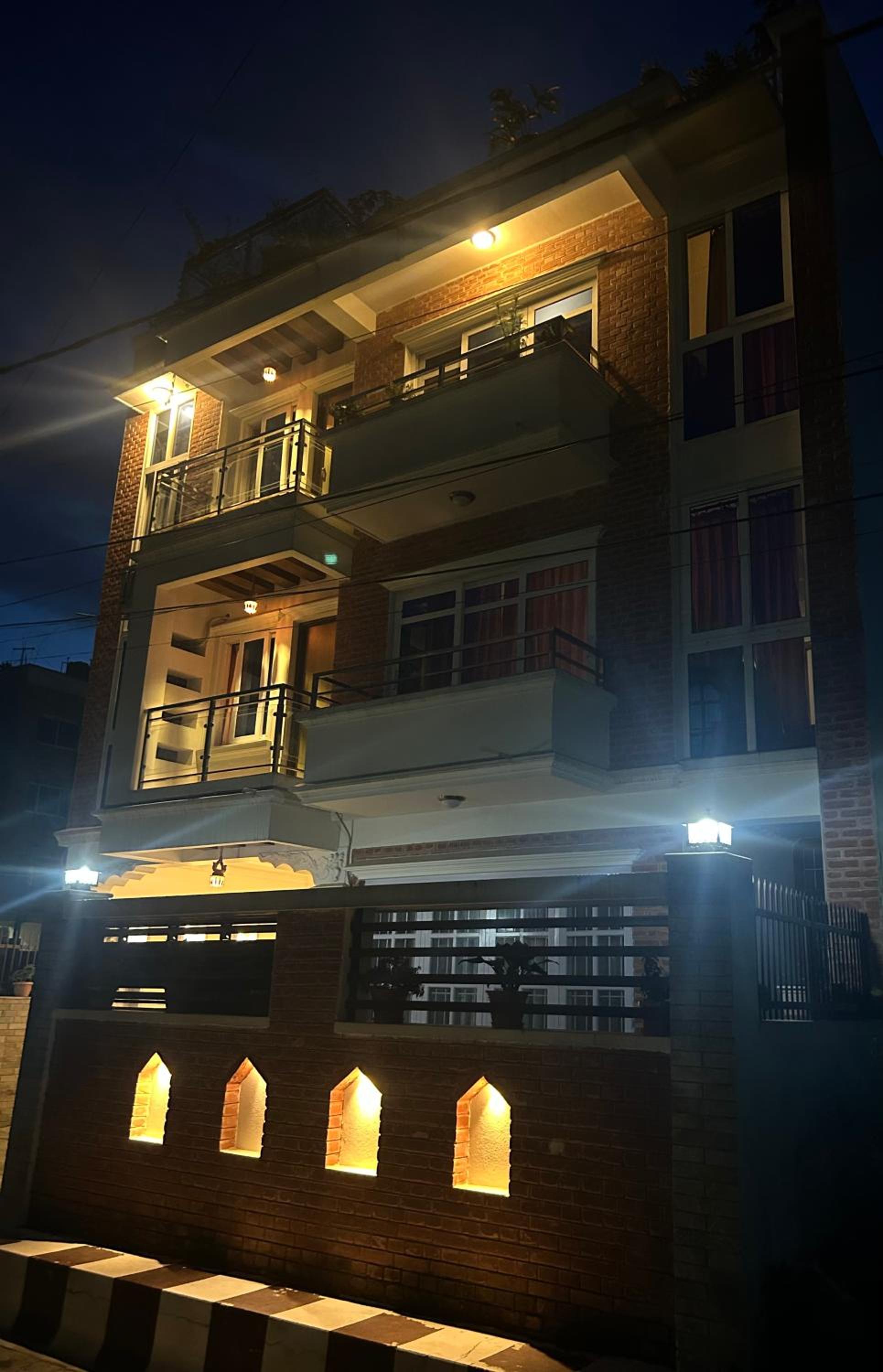Raniban Suites - Apartment Home view 2