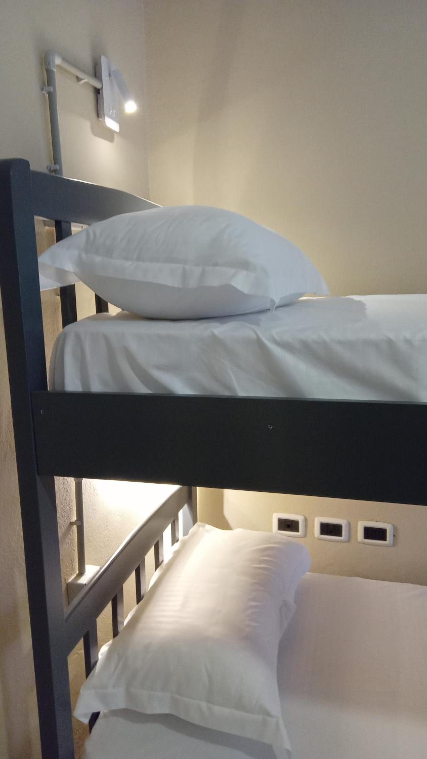 Mandarine hostel