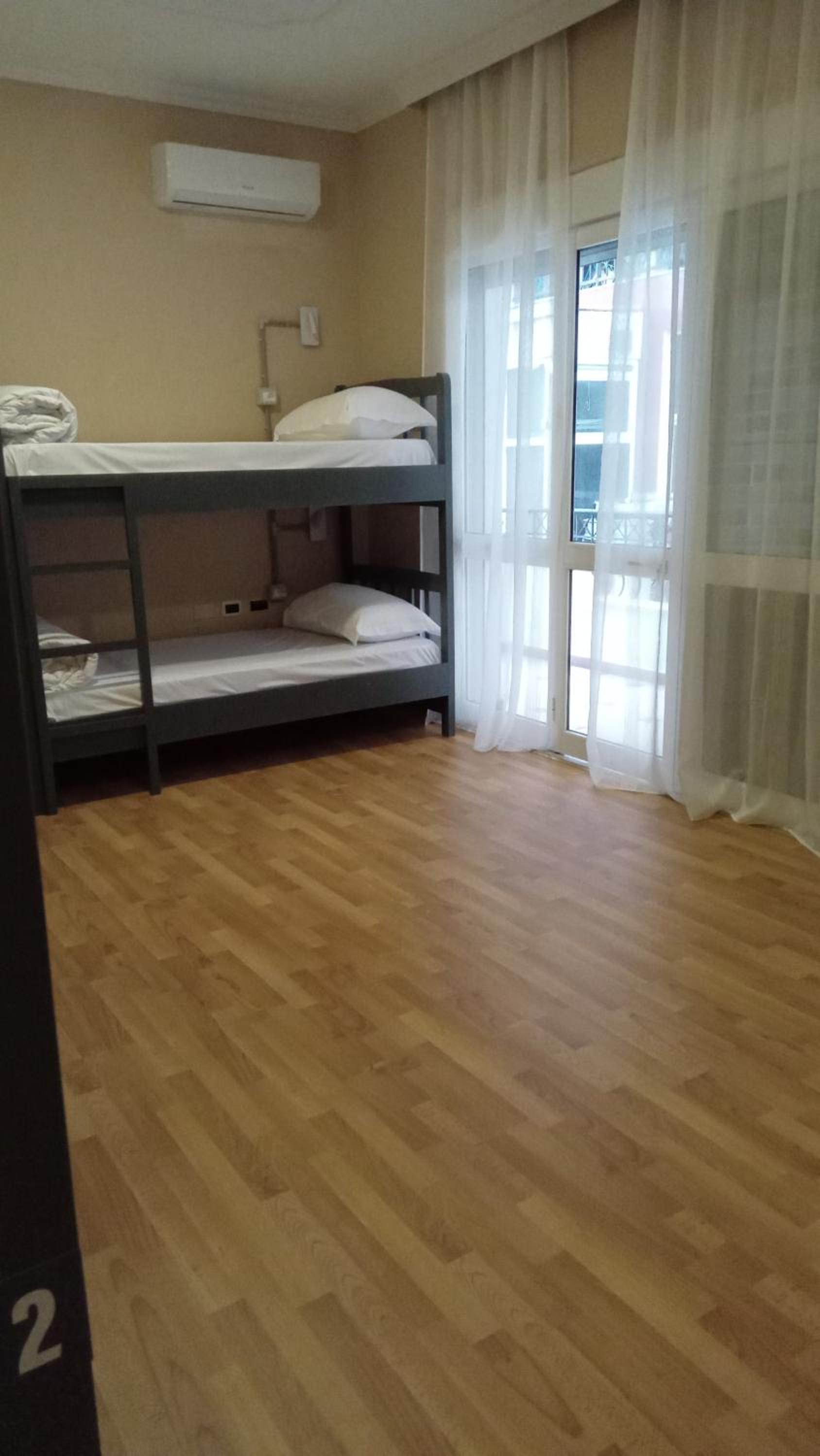 Mandarine hostel