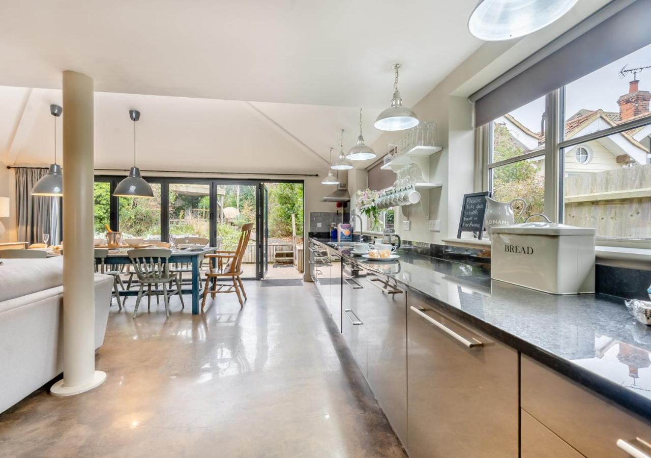 4 Bed in Southwold oc-hskimm