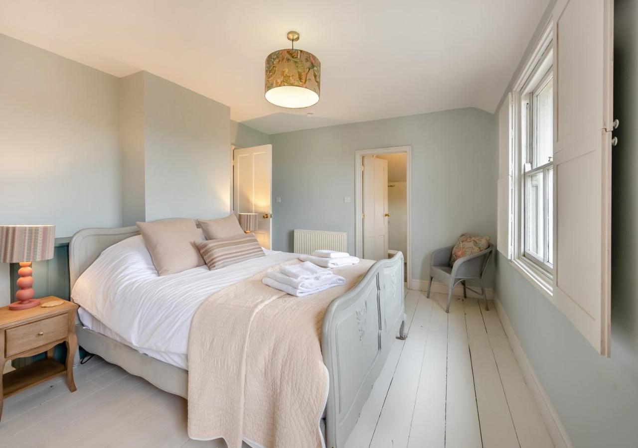 4 Bed in Southwold oc-hskimm