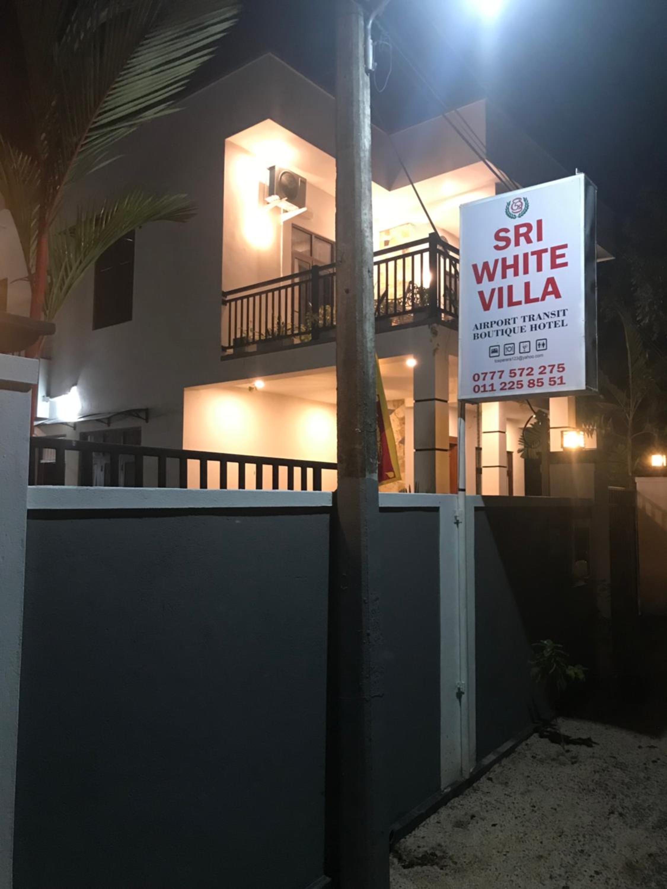 Sri White Villa Airport Boutique Hotel view 4