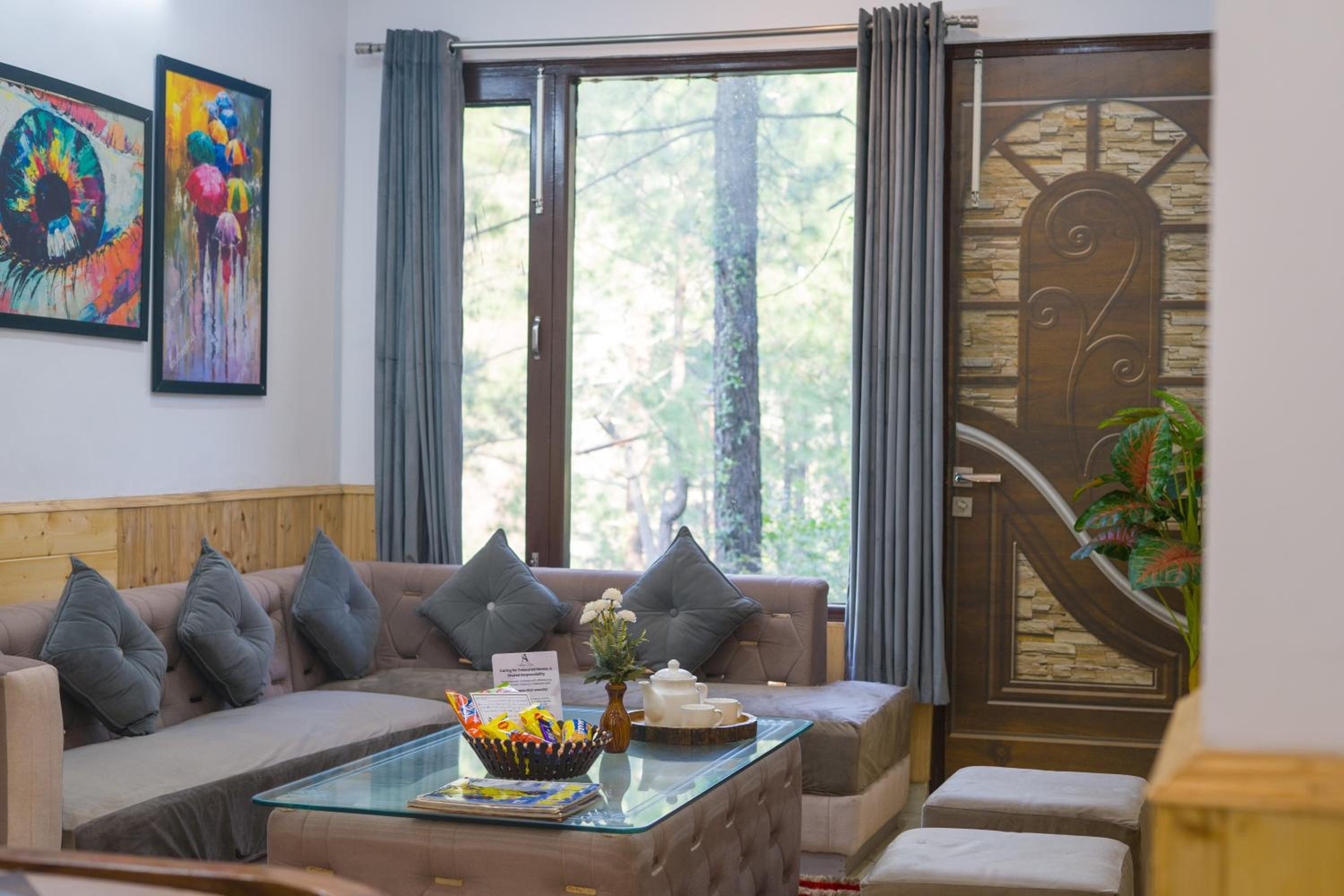 lounge