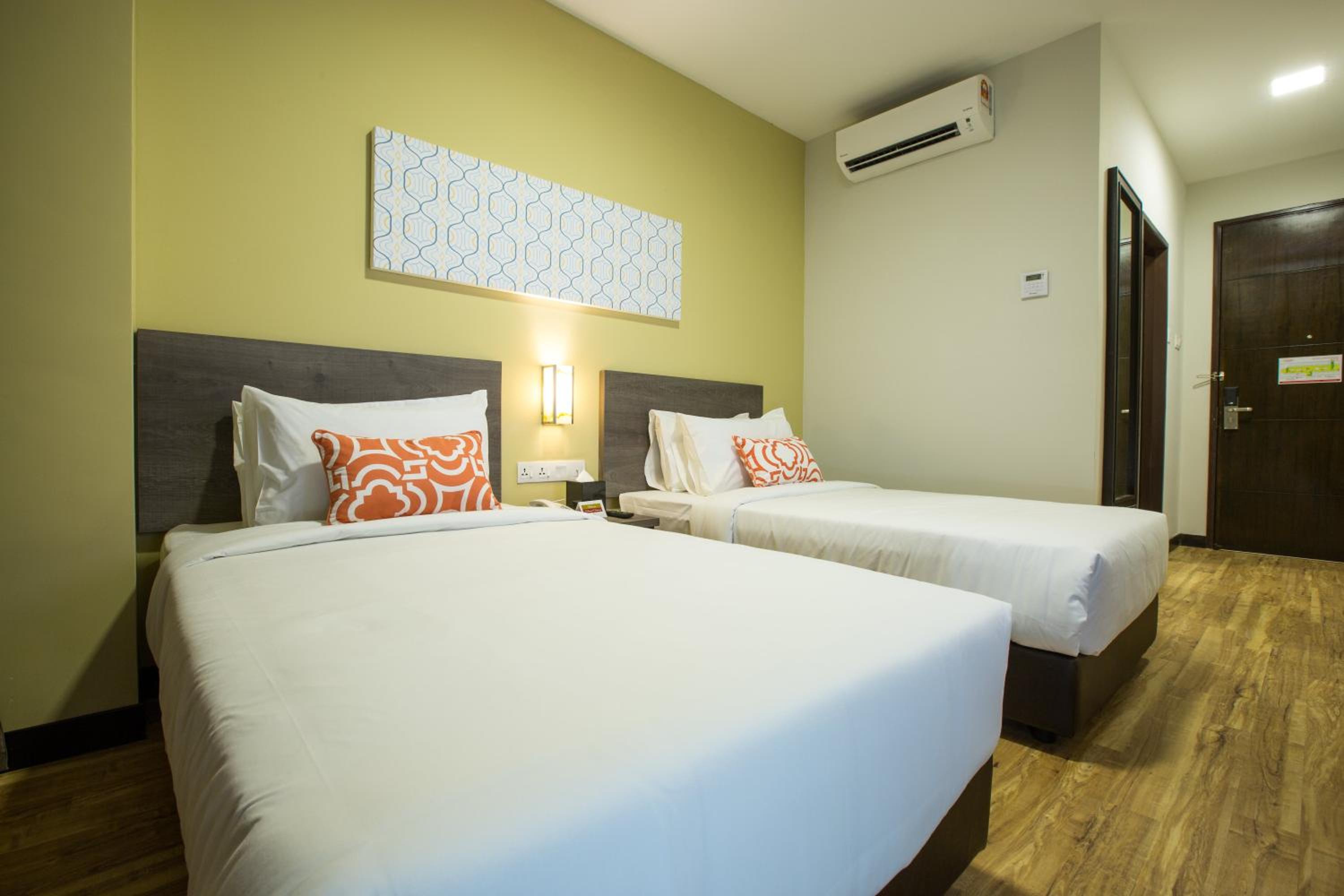 Humaira Hotel