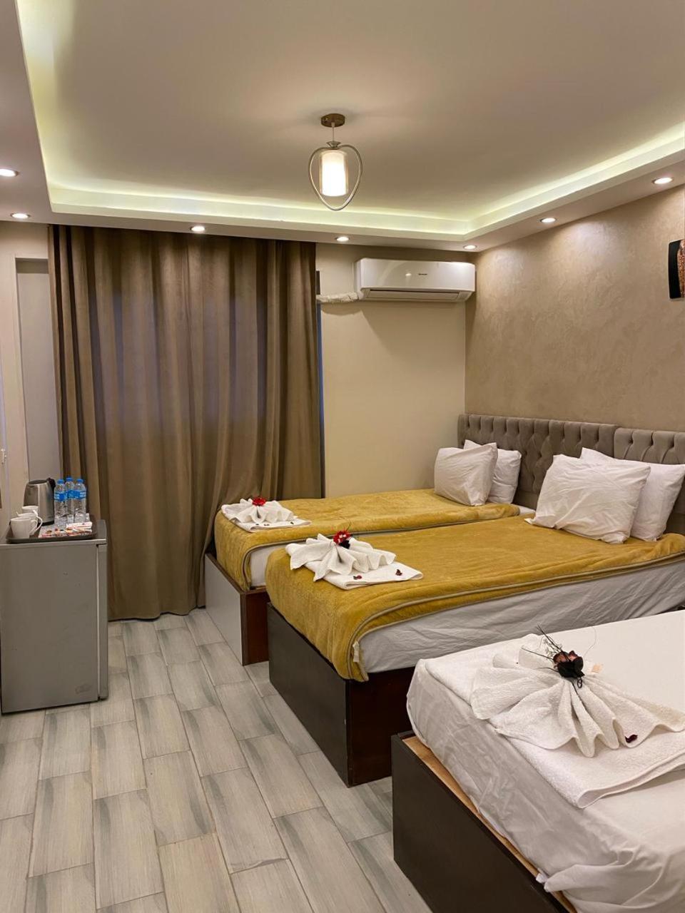 PYRAMIDS guest house