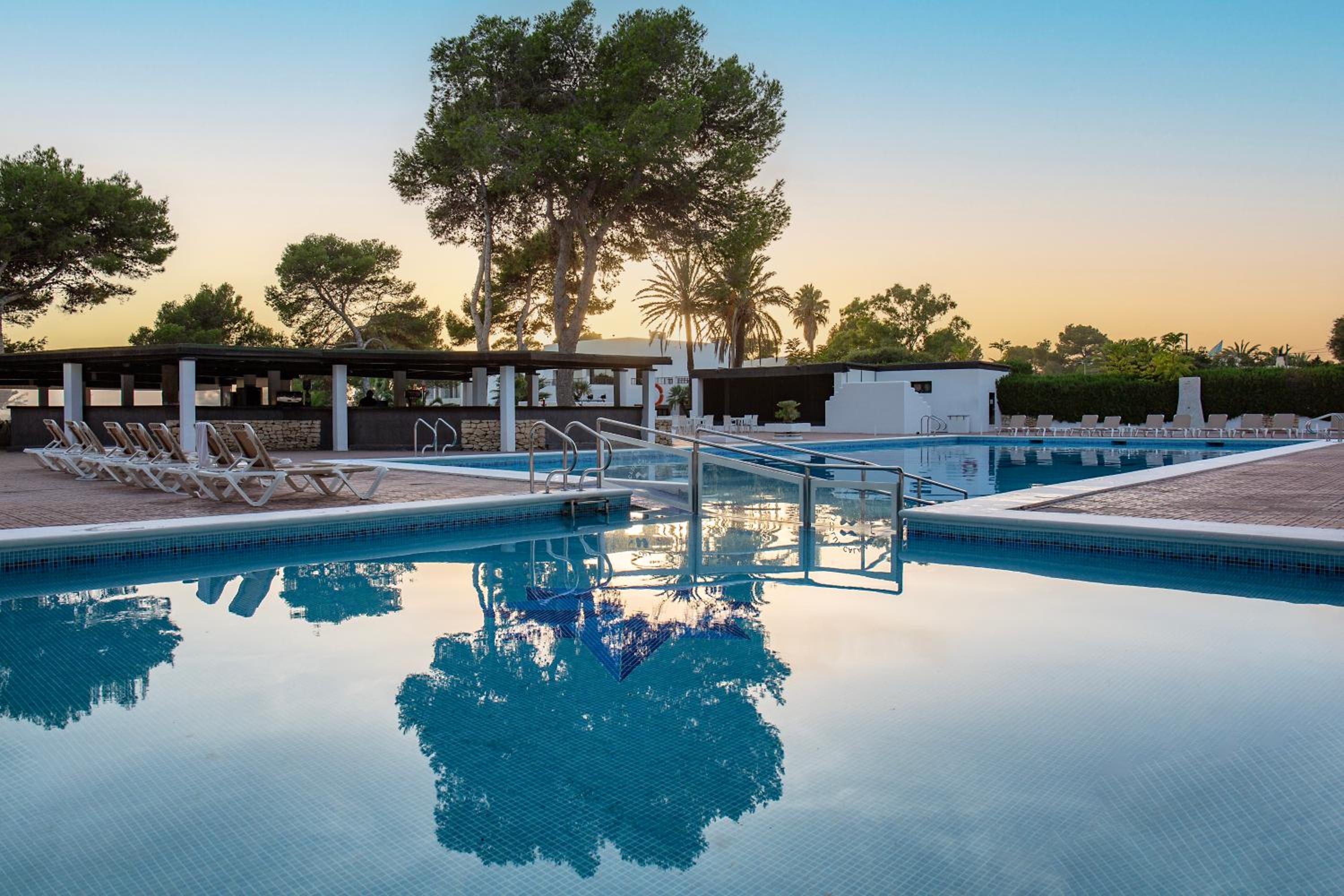 Apartamentos Club Cala Azul