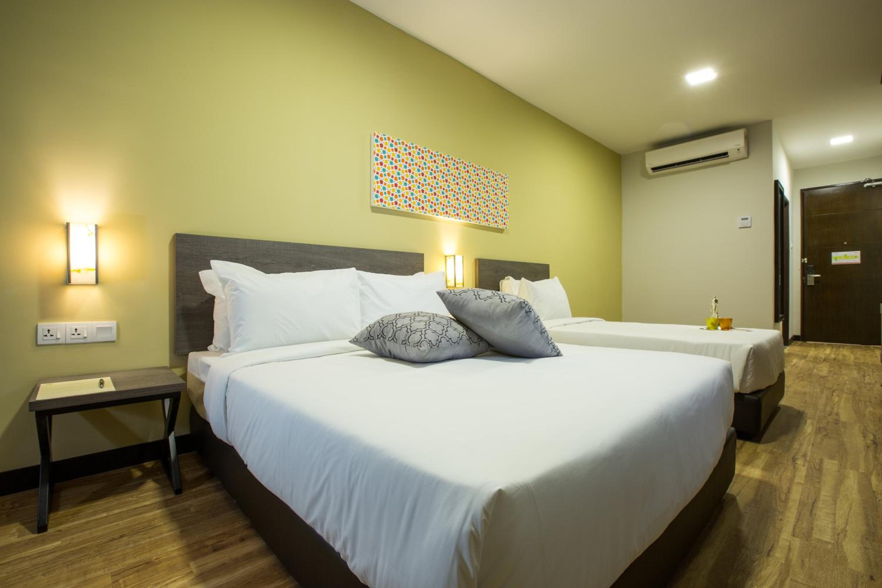 Humaira Hotel