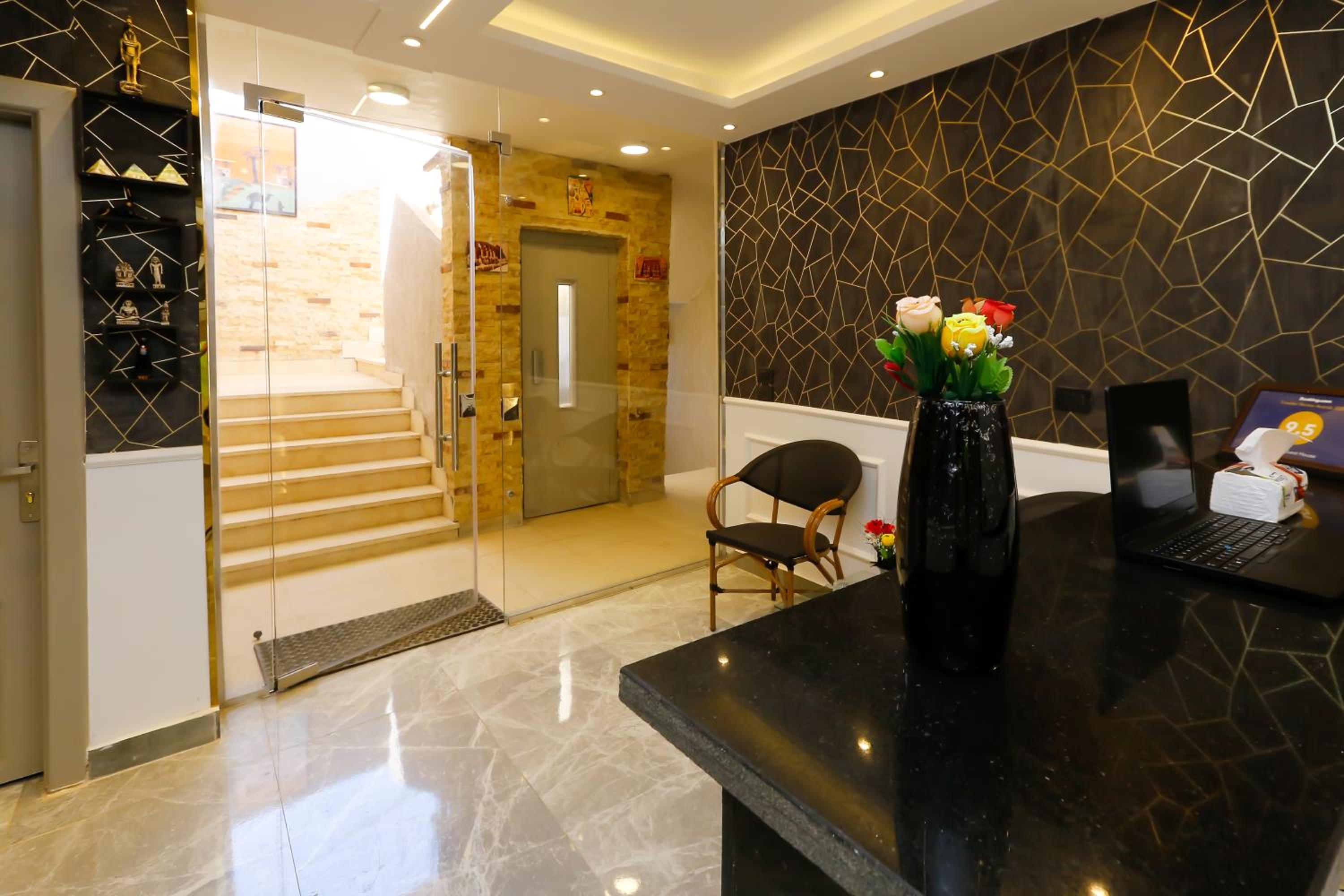PYRAMIDS guest house