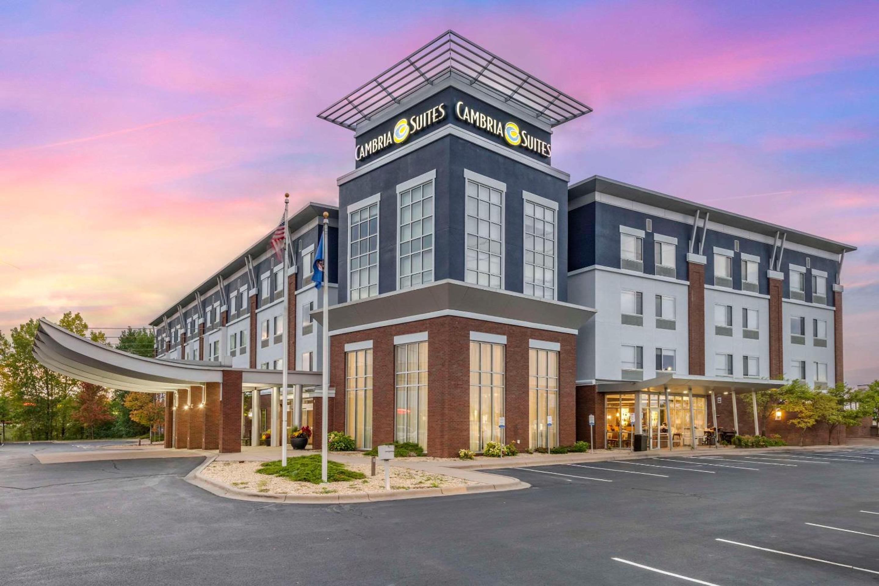 Minneapolis / St Paul Vacations - Cambria Hotel Minneapolis Maple Grove - Property Image 1
