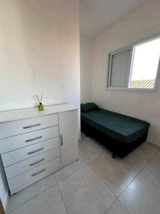 1 - Casa 3 quartos - Praia Guilhermina