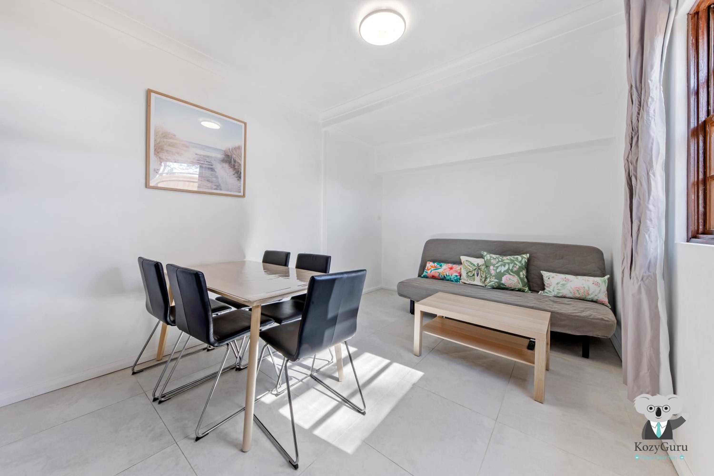 KozyGuru | Thornleigh | Charming Two-Bed Townhouse
