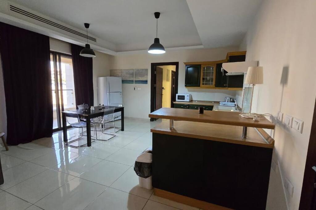 Apartment the most upscale neighborhoods of Amman view 4