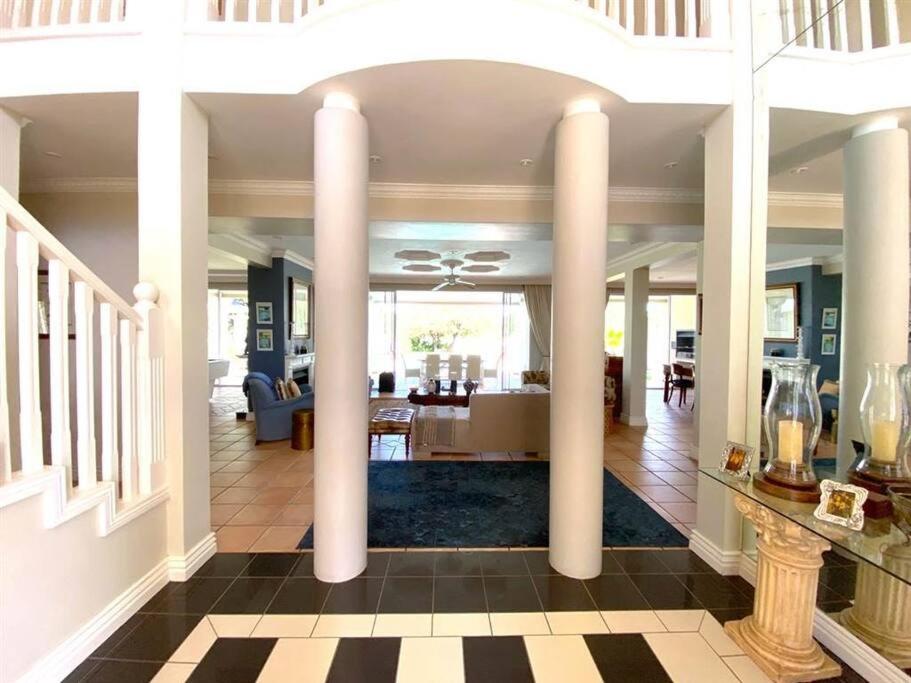 Mauritian Villa on the Vaal River Willows Way