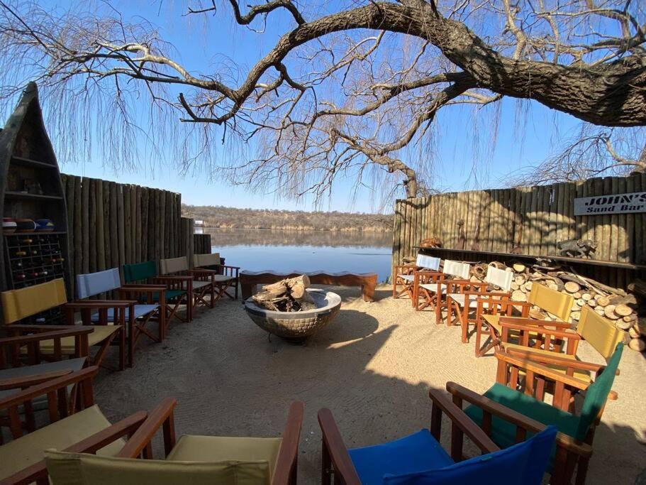 Mauritian Villa on the Vaal River Willows Way
