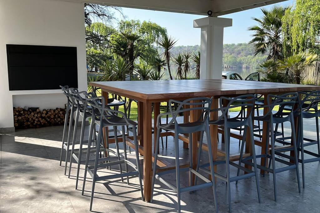Mauritian Villa on the Vaal River Willows Way
