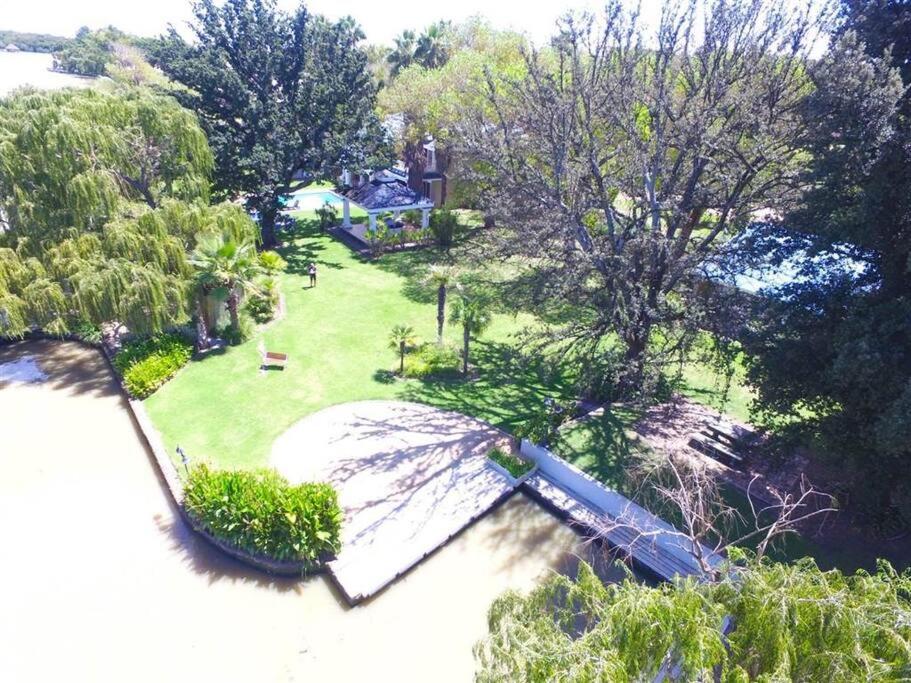 Mauritian Villa on the Vaal River Willows Way