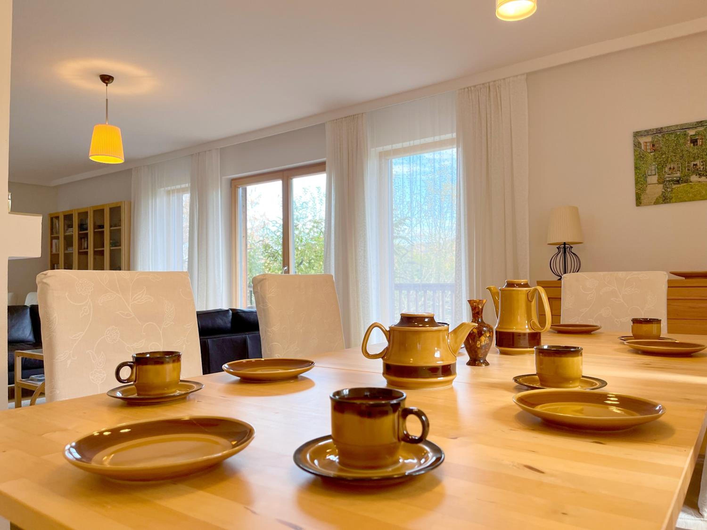 Chalet Attersee - ganzes Ferienhaus, Seeblick, Kamin, Sauna