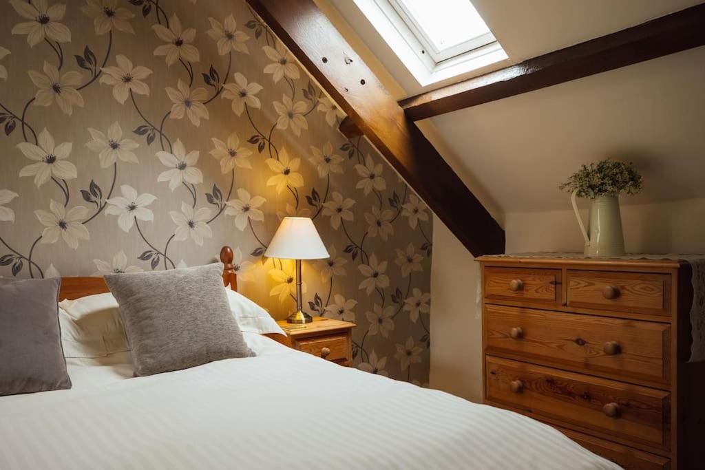 Dairy Cottage at Scolton Cottages - Indoor pool view 3