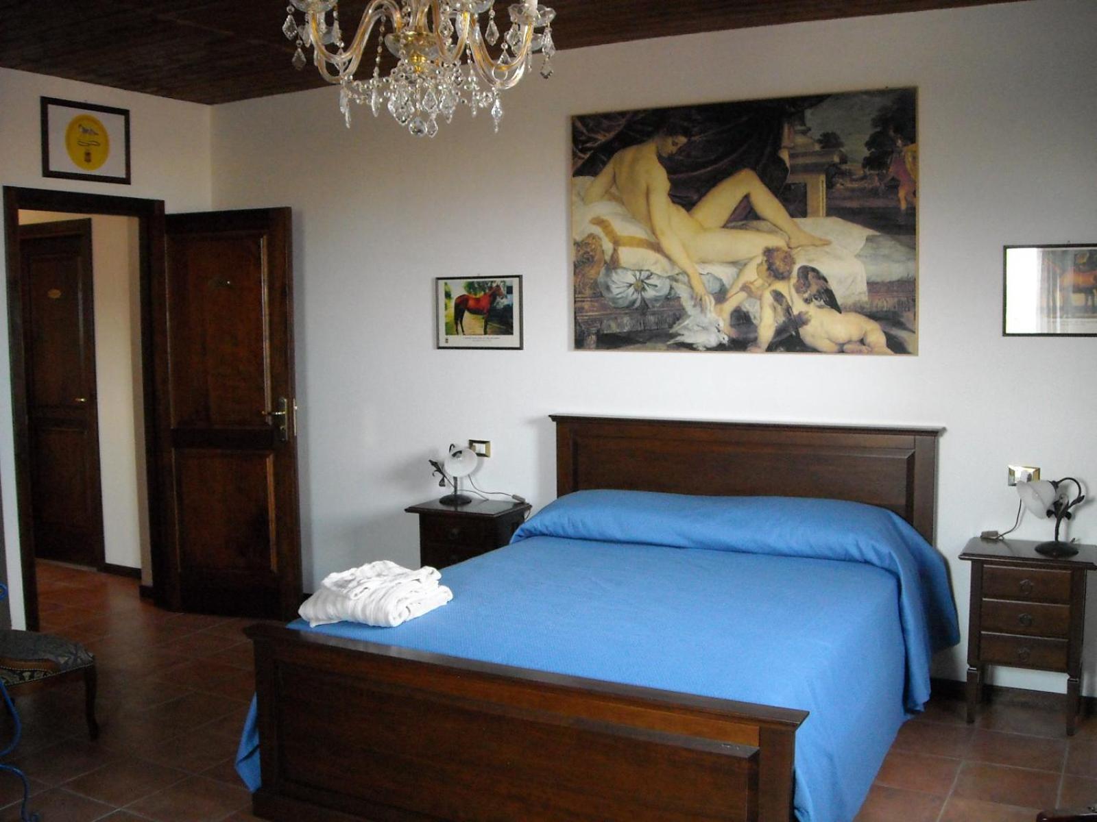 Casale castello Gallelli view 4