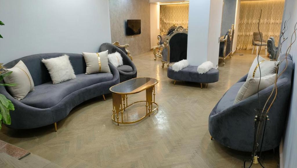 Amazing Apartment In Mohandseen Families Only