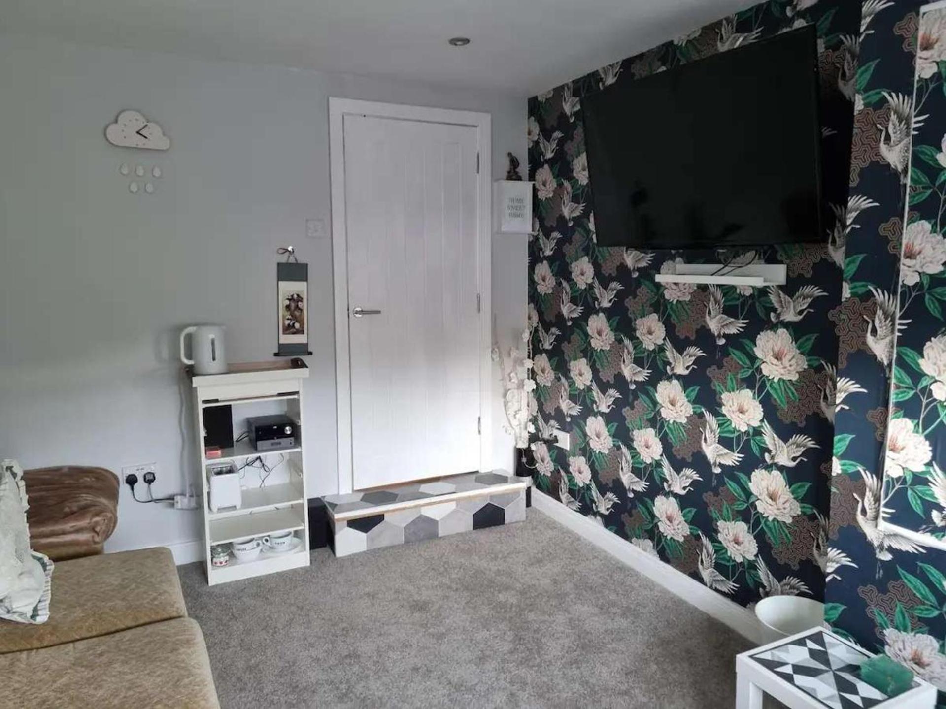 Studio Near Beach Garden Parking PetsOK