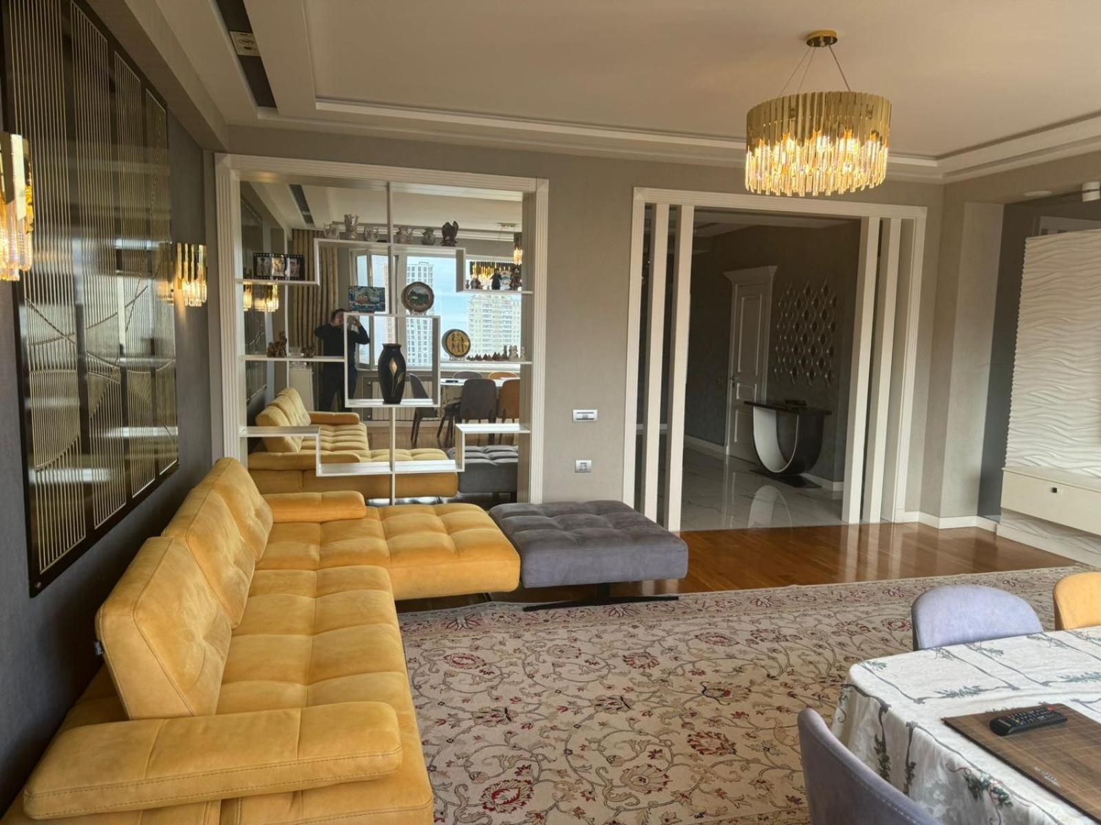 Four Seasson Apartment 2