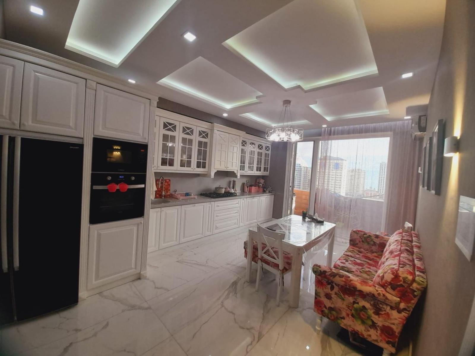 Four Seasson Apartment 2