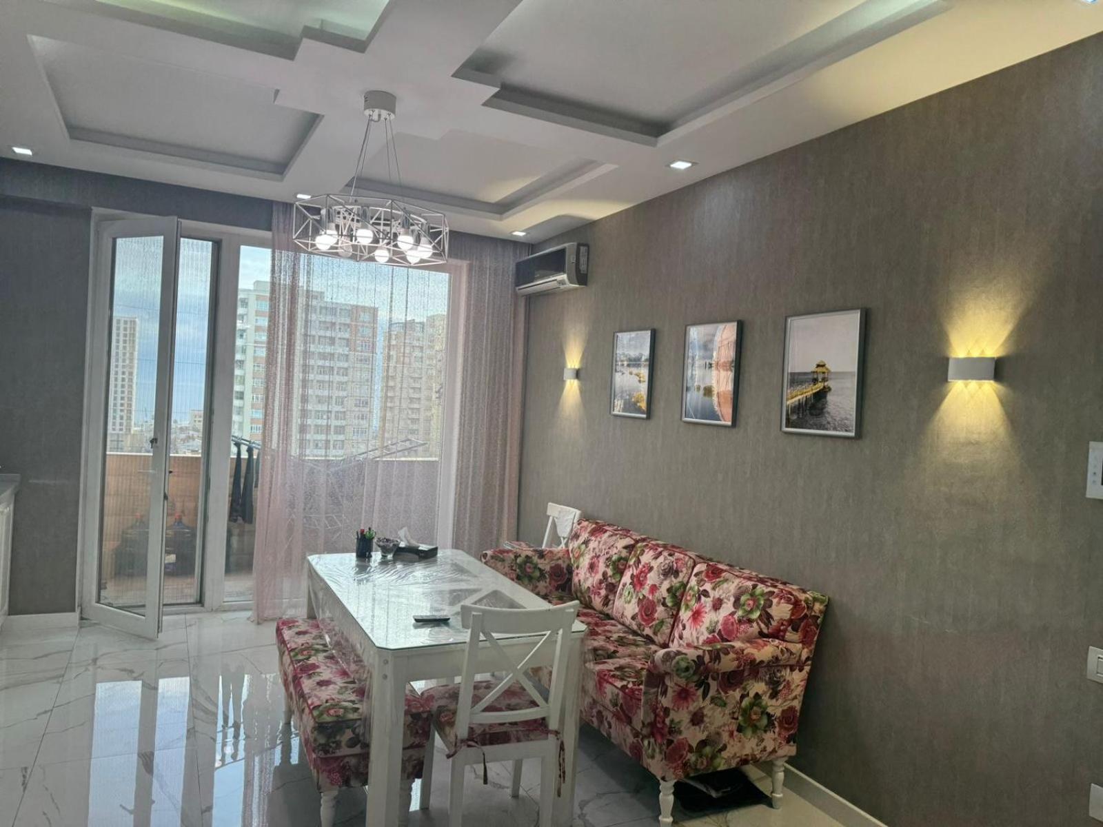 Four Seasson Apartment 2