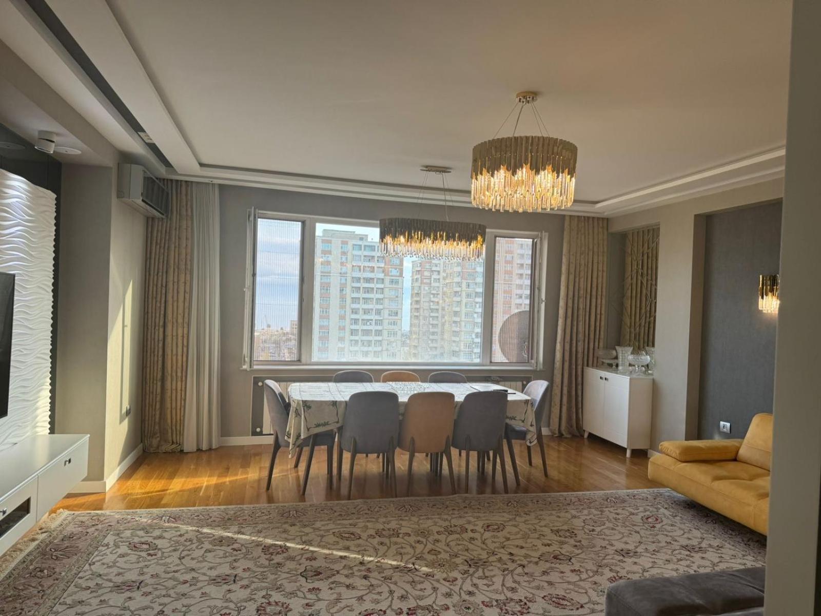 Four Seasson Apartment 2
