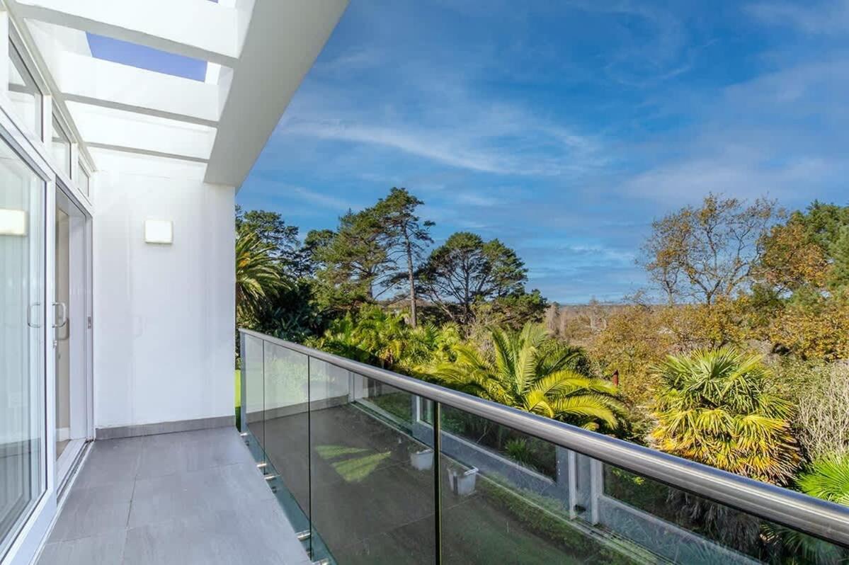 Family Villa in Constania view 4