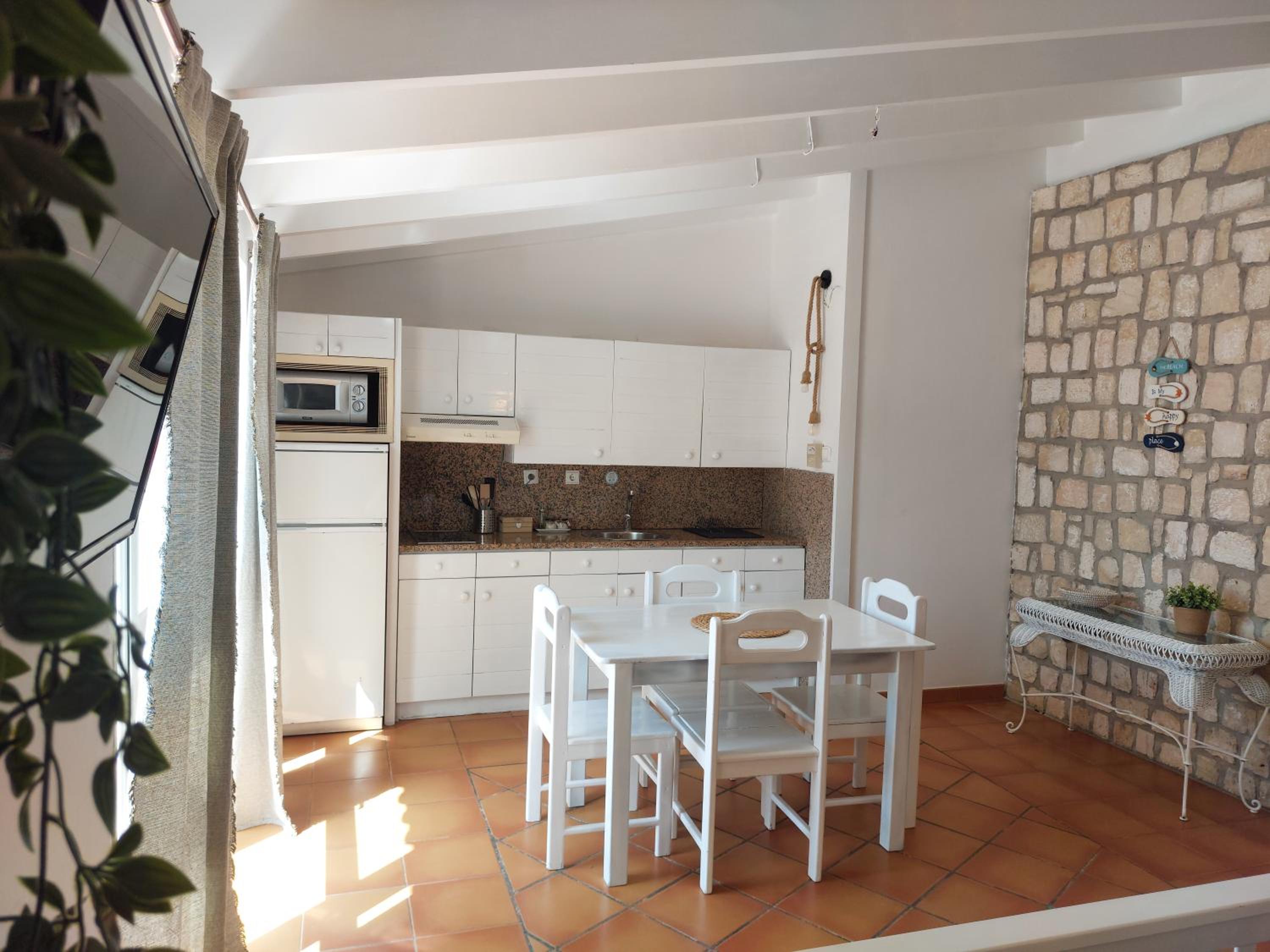 Vista Mar - Seafront Holiday Apartments