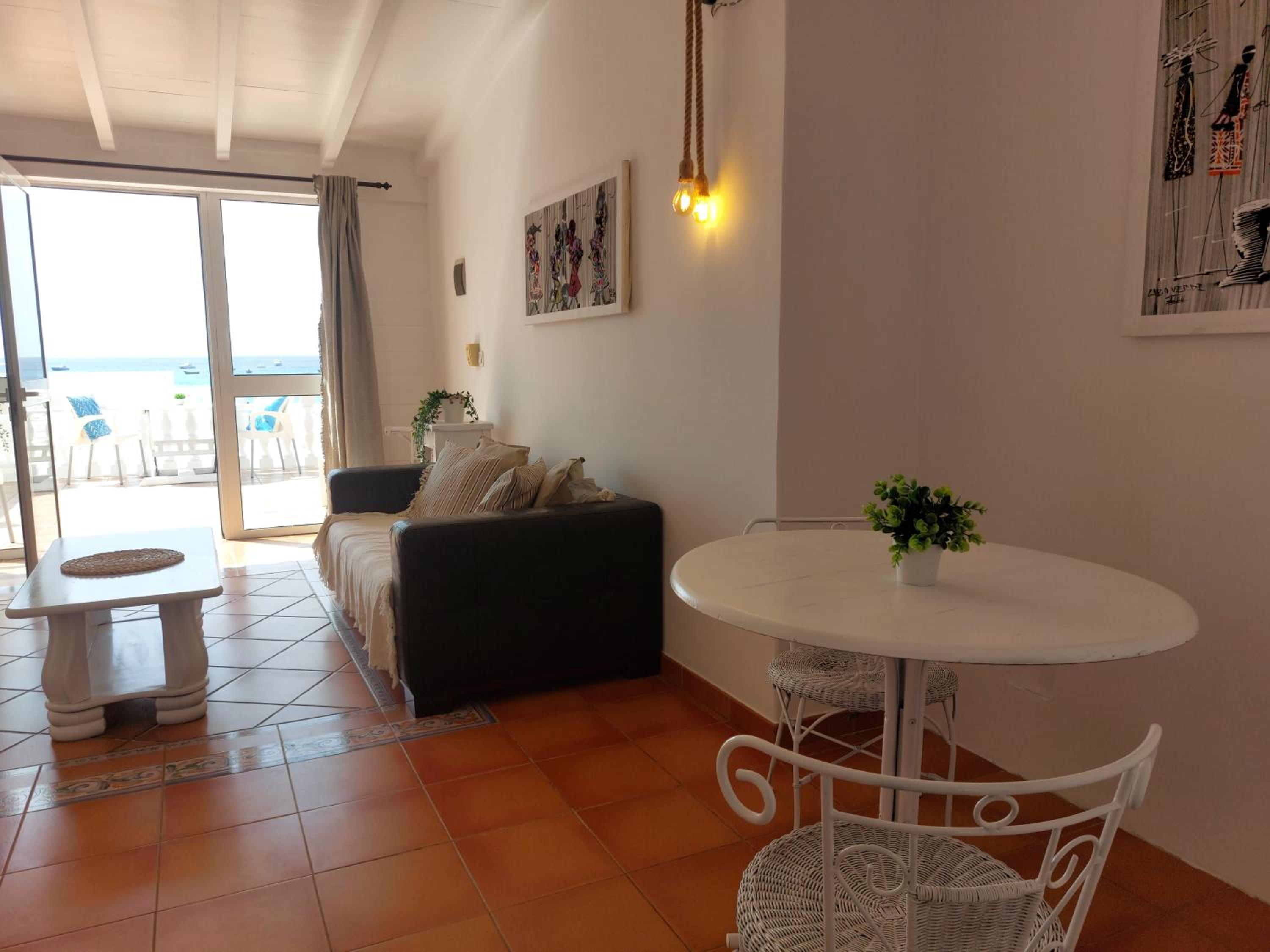 Vista Mar - Seafront Holiday Apartments