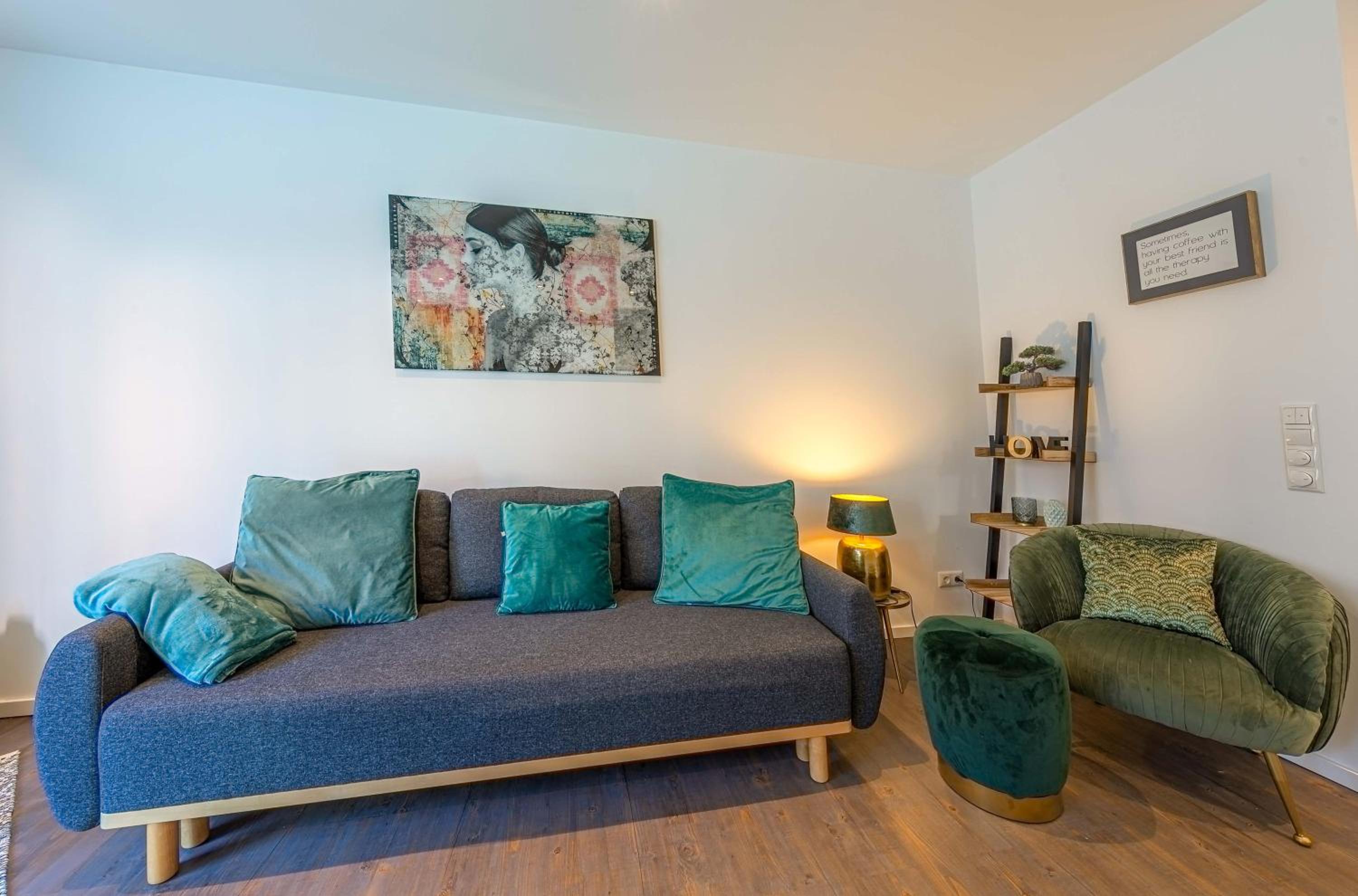 Apartment Sebastian - Elegantes Domizil mit Stegzugang, Terrasse & Altstadtnähe