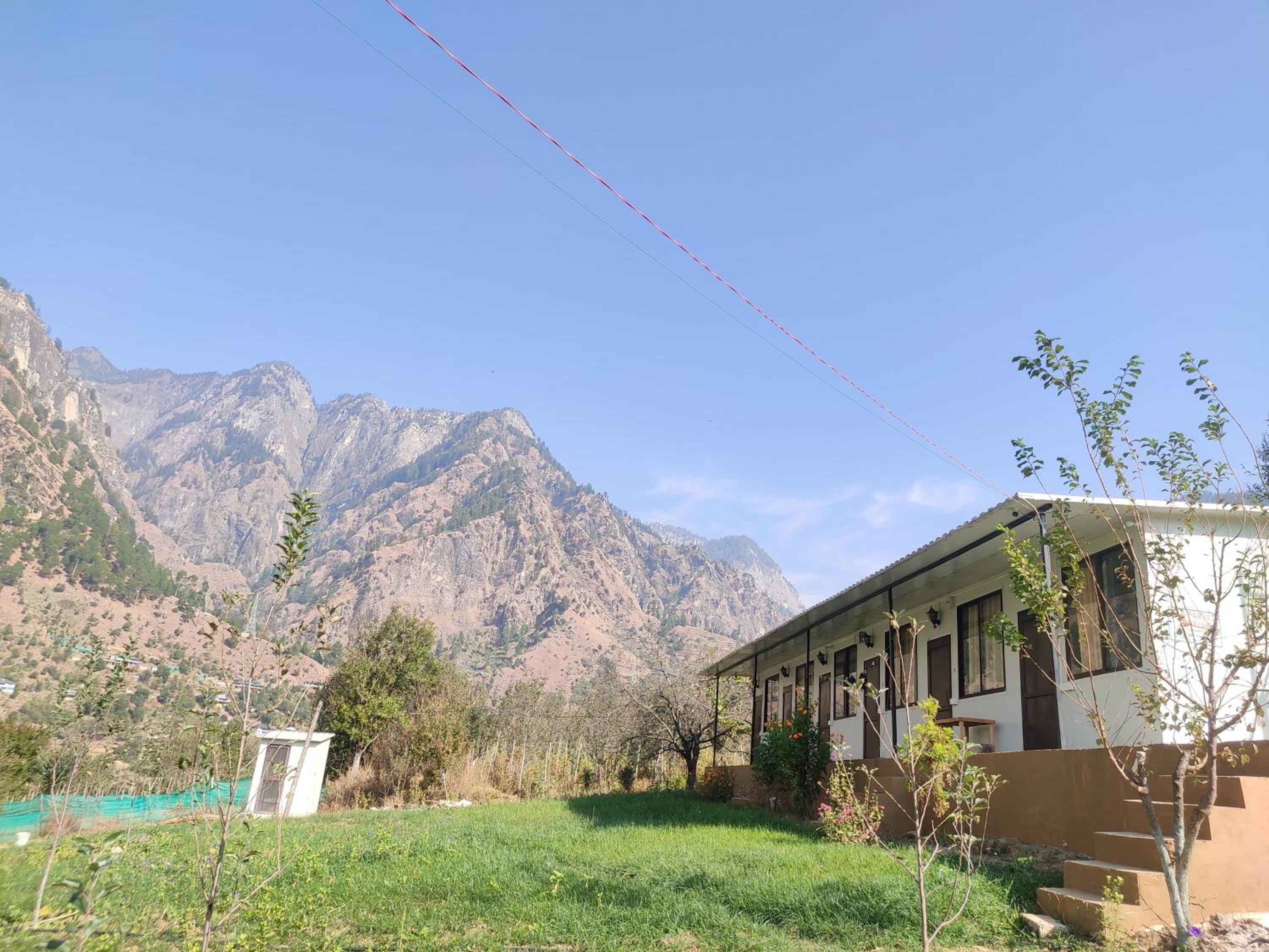 Yashraj Cottage and Cafe view 3