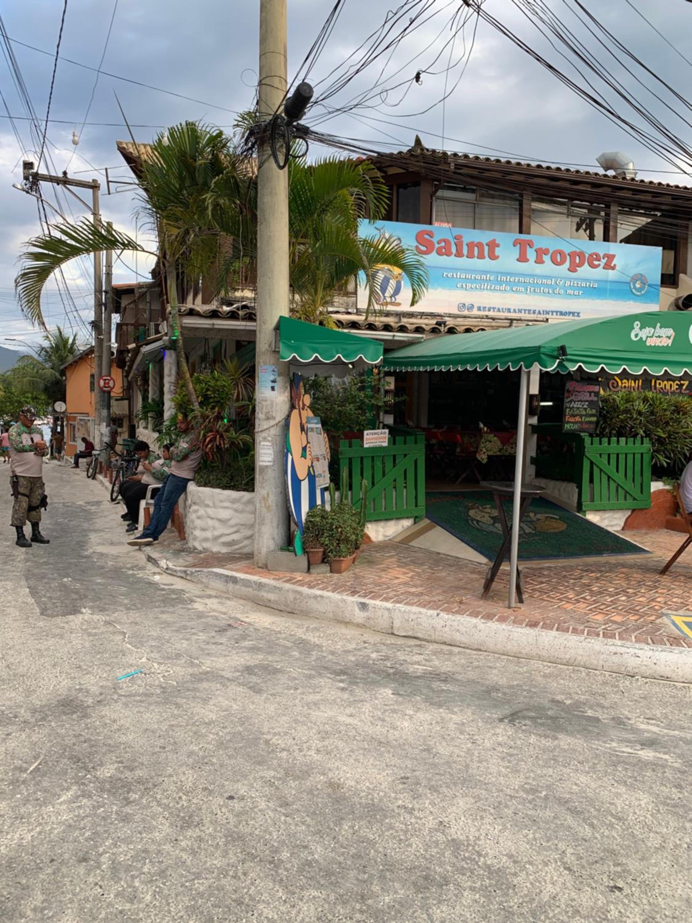 Flet pé na areia dos anjos