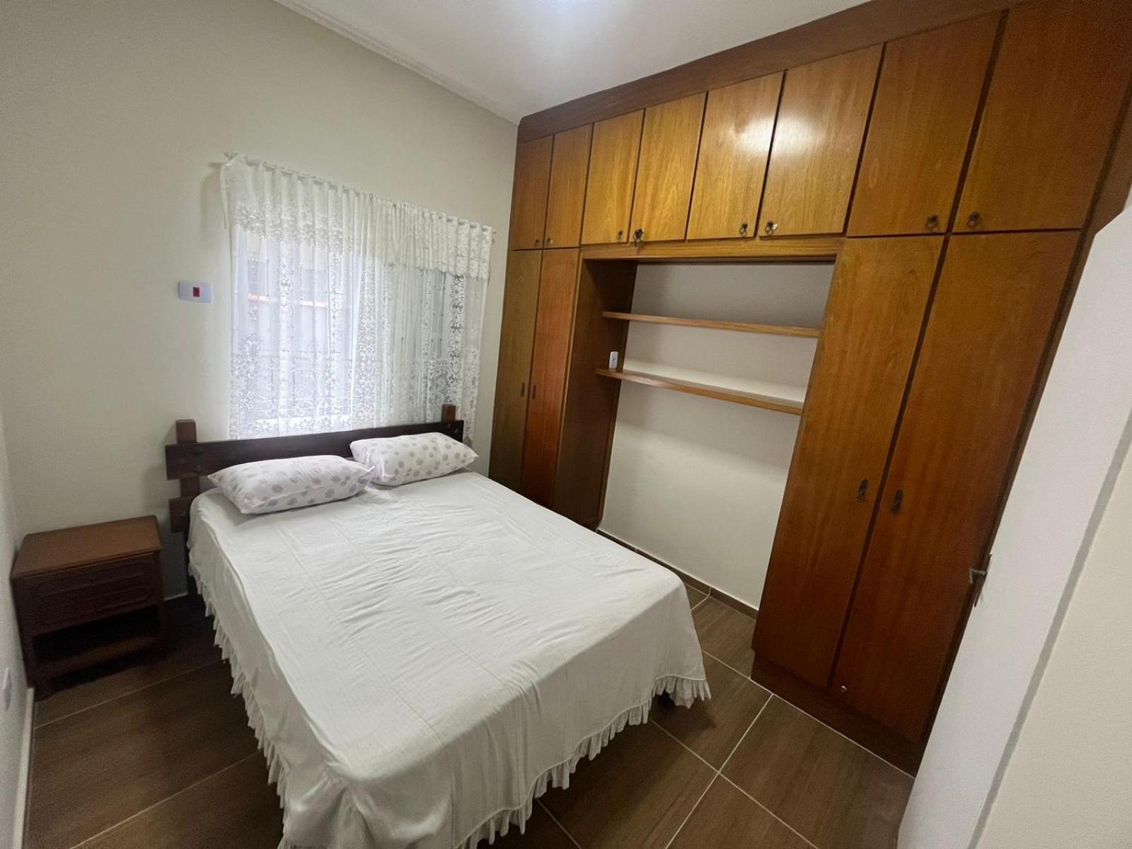 Casa Centro de Bertioga - SP terrea 300 metros da praia - Marcondes 05