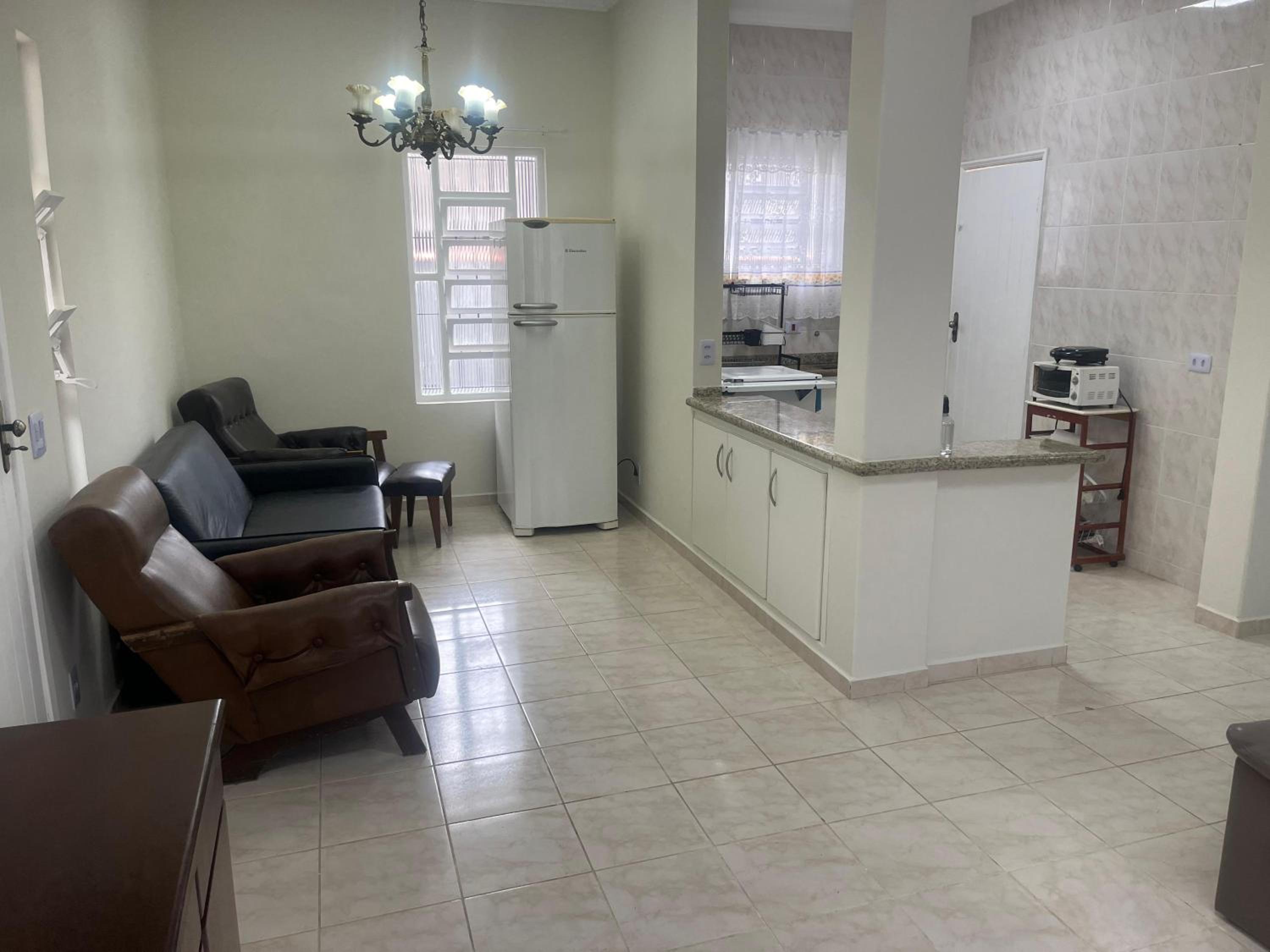 Casa Centro de Bertioga - SP terrea 300 metros da praia - Marcondes 05