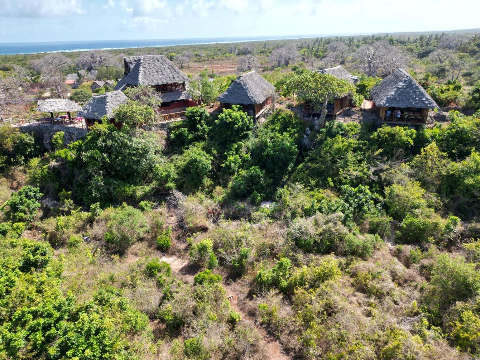 MONKEY MOUNTAIN LODGE