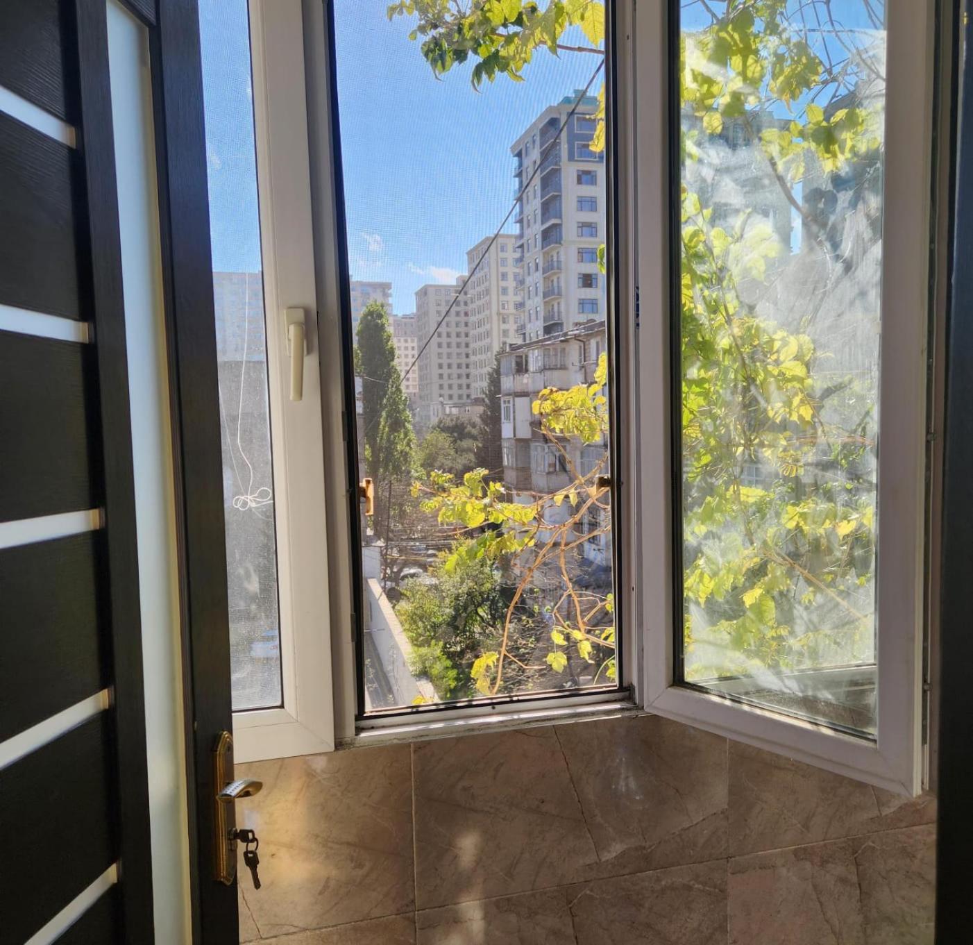Appartment near metro Inshachilar