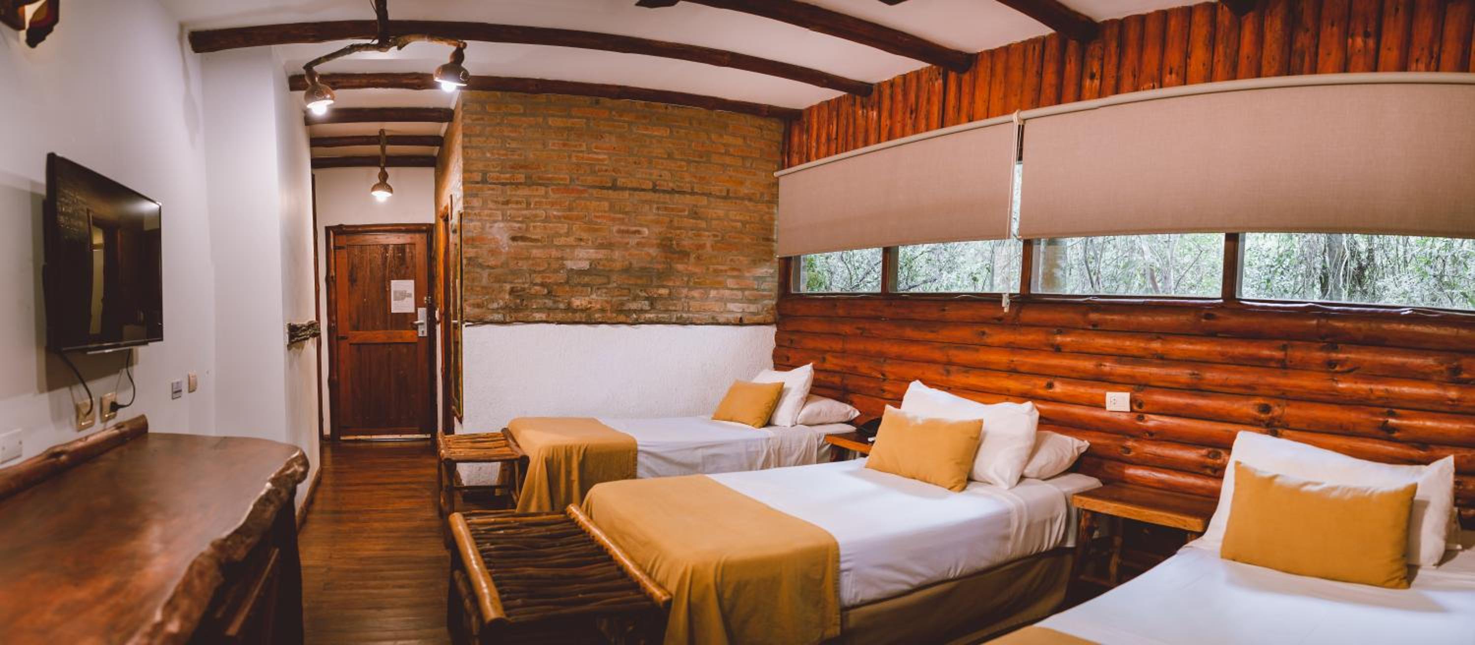 La Aldea De La Selva Lodge