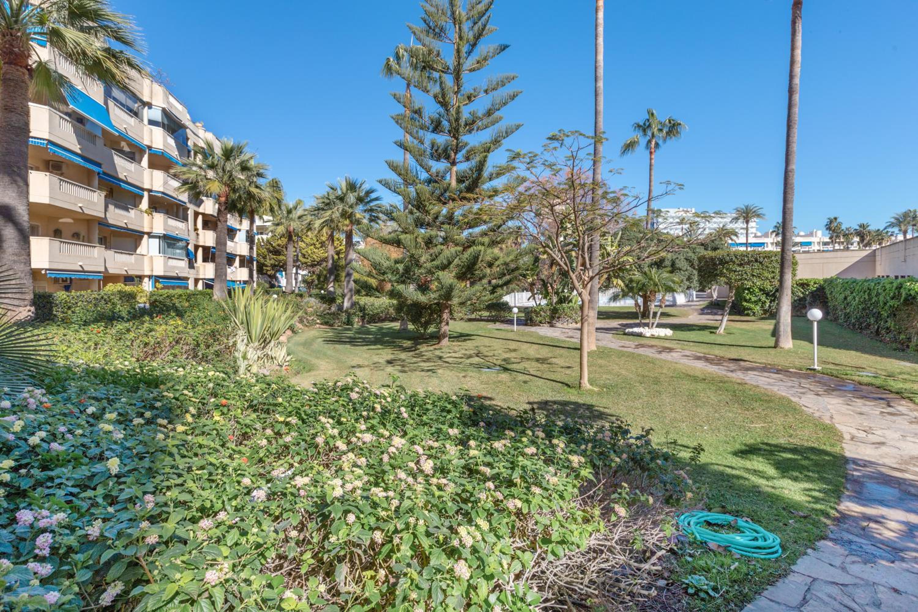 Apartamento Junto al Mar Costa Lago