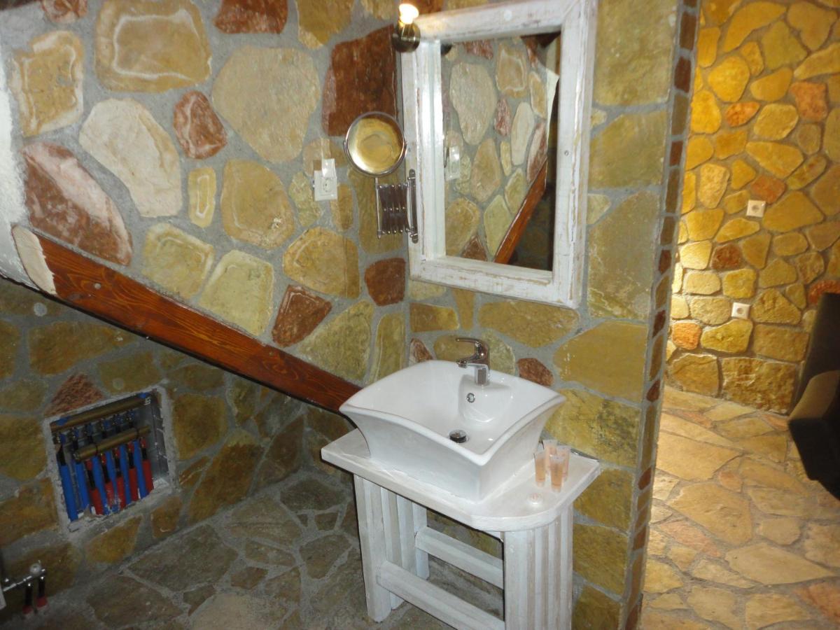 Photo 31
