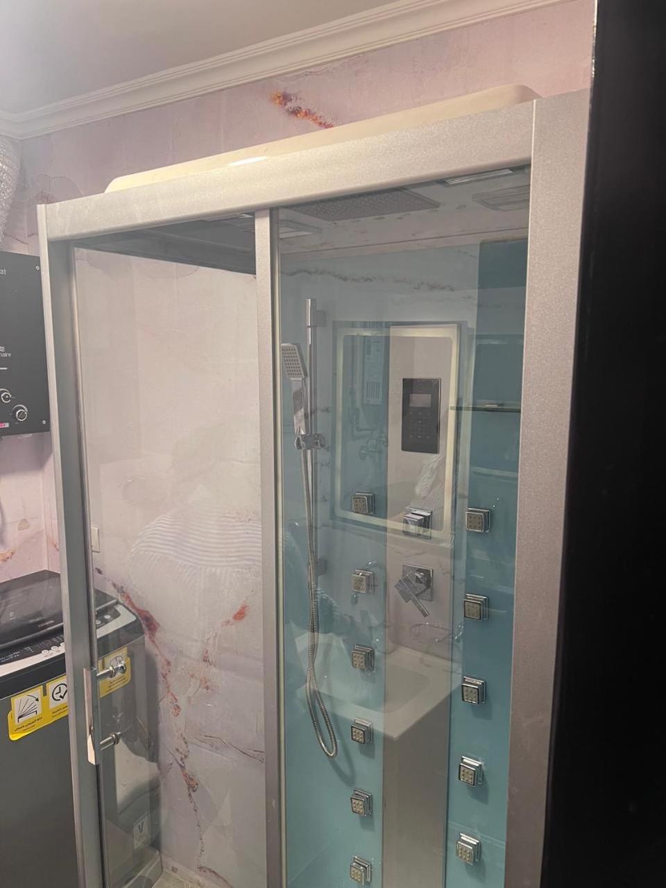 Unique apartment Al rehab