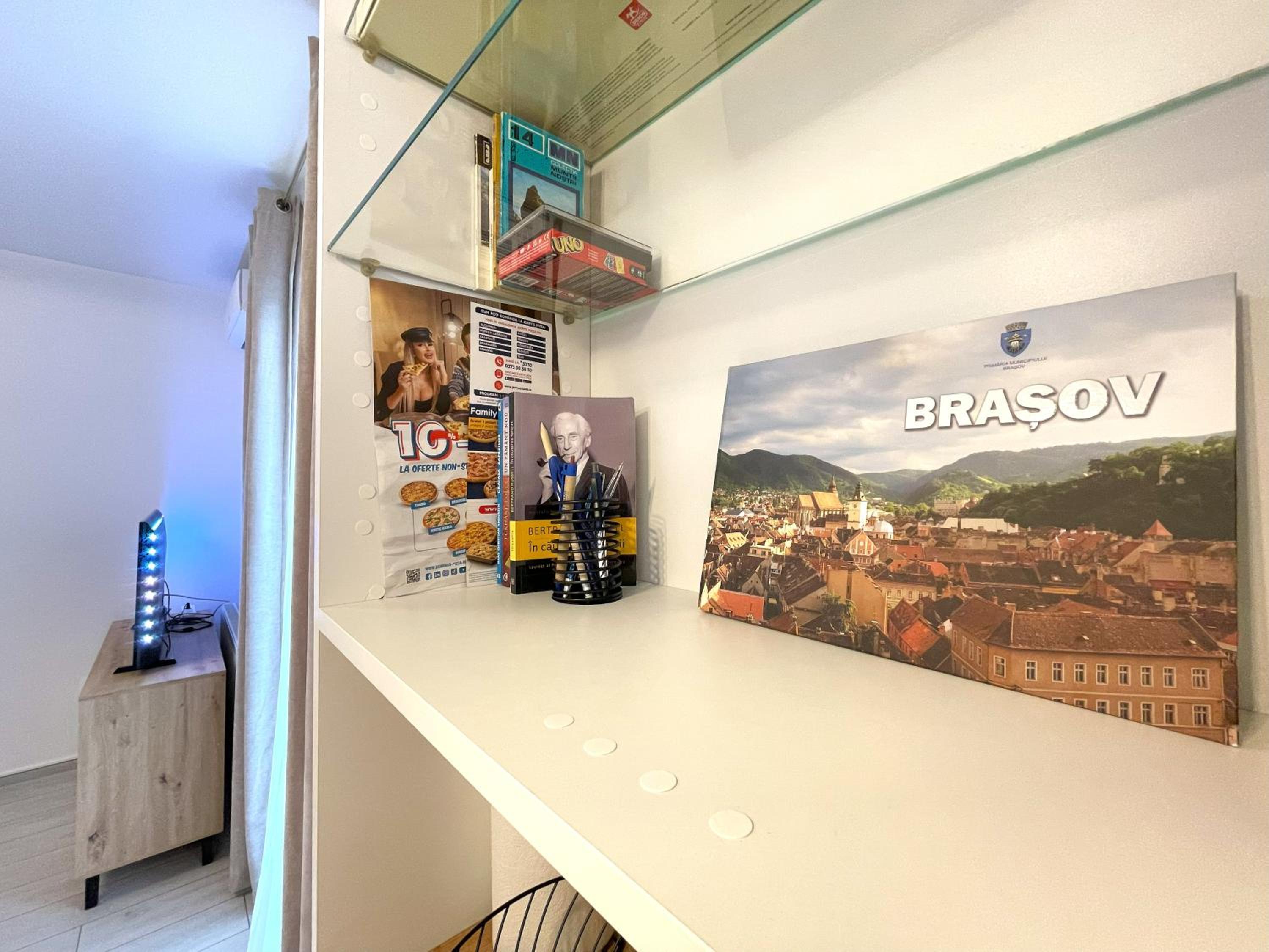 Blue Jay's Nest — AC & Stylish Terrace view 3