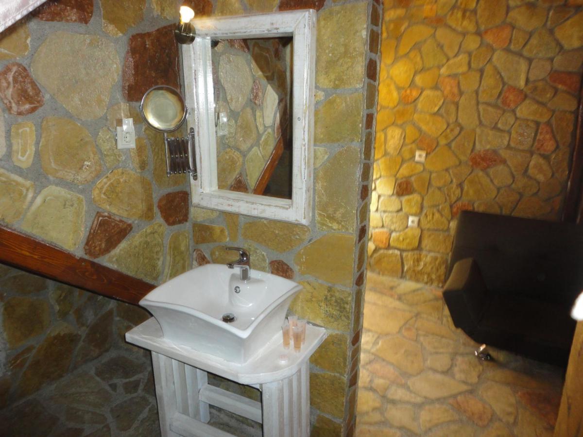 Royal Oneiro photo 2