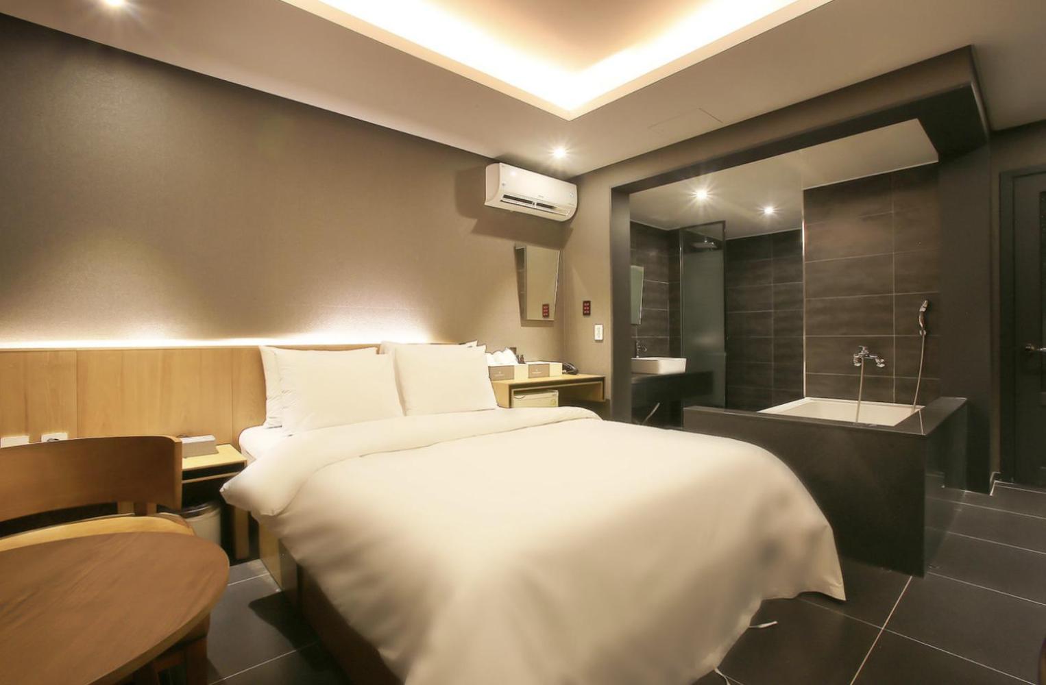 Zenith Hotel Bupyeong