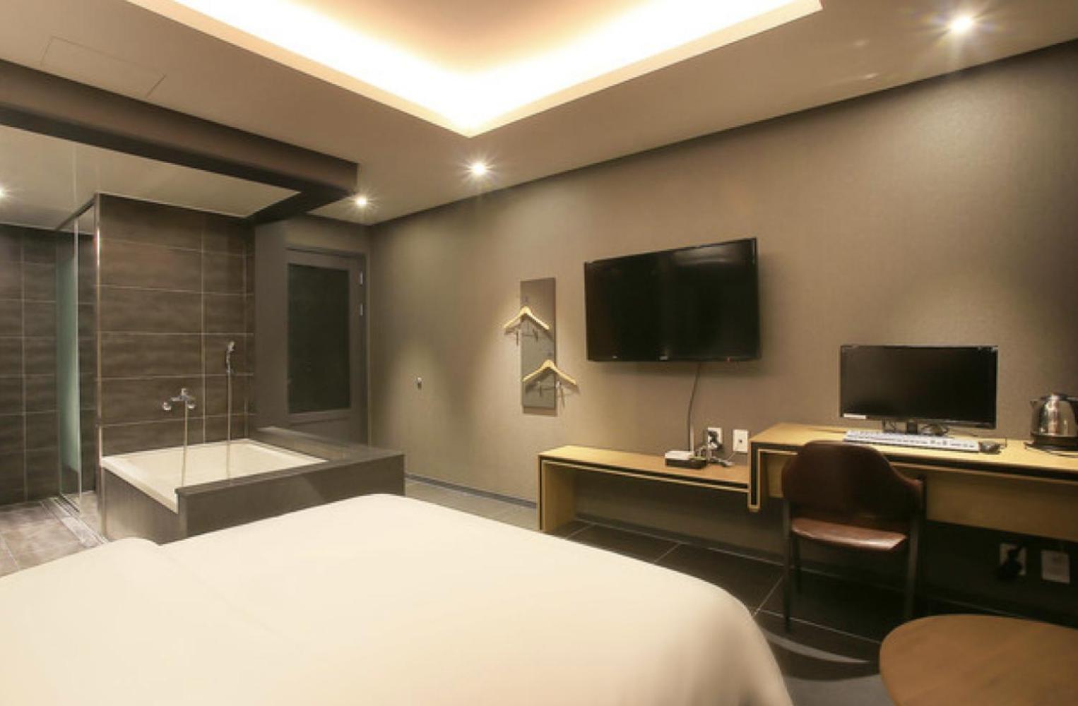 Zenith Hotel Bupyeong