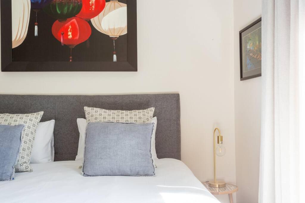 Family Home in Green Point with Central Location view 4