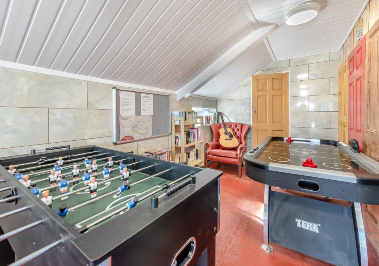 2 Bed in Llangain oc-h30184